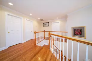 66 Maple St, Roslyn Heights, NY 11577 - Photo 13