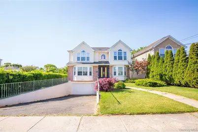 66 Maple Street #A, Roslyn Heights, NY 11577 - Photo 1