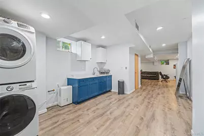 9327 244th Street, Floral Park, NY 11001 - Photo 21