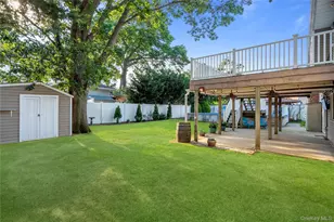 1296 Oak Ave, West Islip, NY 11795 - Photo 23
