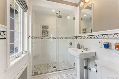40 Parkview Drive, Bronxville, NY 10708 - Photo 23