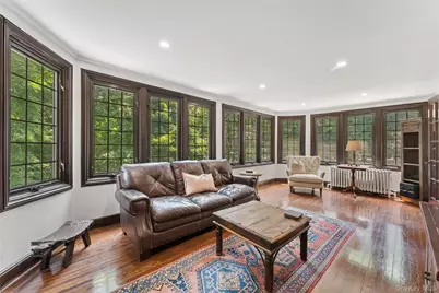 40 Parkview Drive, Bronxville, NY 10708 - Photo 7