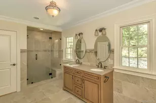 10 Laurel Cove Rd, Oyster Bay, NY 11771 - Photo 19