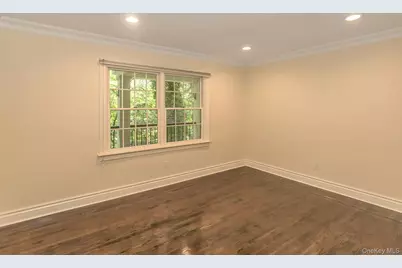 10 Laurel Cove Road, Oyster Bay, NY 11771 - Photo 21