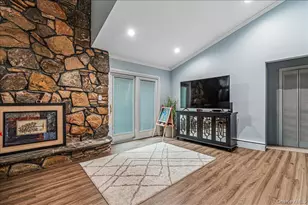 68 Butterfield Dr, Greenlawn, NY 11740 - Photo 9