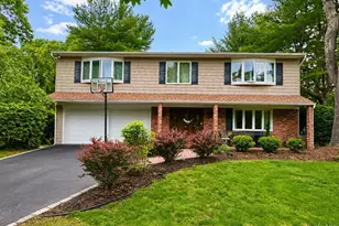 68 Butterfield Dr, Greenlawn, NY 11740 - Photo 5