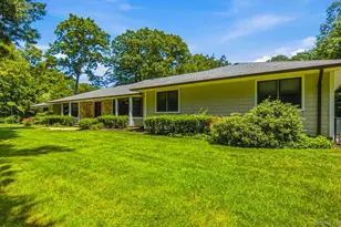 15 Tiber Rd, Oyster Bay, NY 11791 - Photo 3