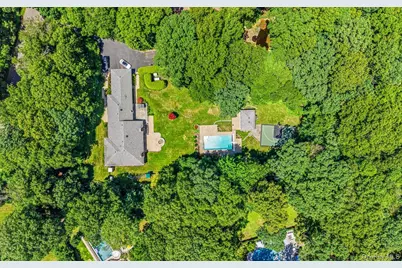 15 Tiber Road, Oyster Bay, NY 11791 - Photo 41