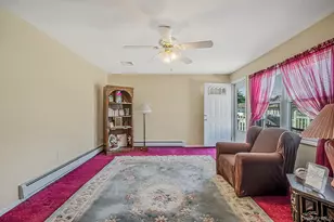 426 N 4th St, Lindenhurst, NY 11757 - Photo 25