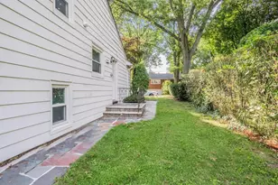 90 Patton Dr, Yonkers, NY 10710 - Photo 9