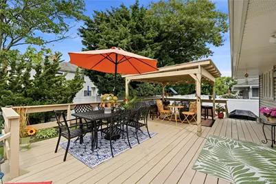 17 Mohawk Place, Massapequa, NY 11758 - Photo 31