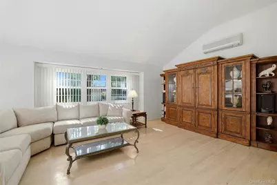 3 King Avenue, Melville, NY 11747 - Photo 15