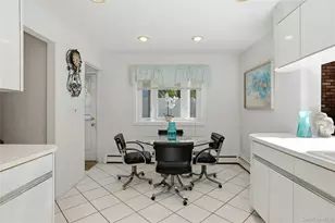 3 King Ave, Melville, NY 11747 - Photo 9