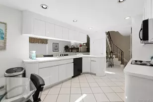 3 King Ave, Melville, NY 11747 - Photo 11