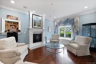 23 Country View Ln, East Islip, NY 11730 - Photo 11