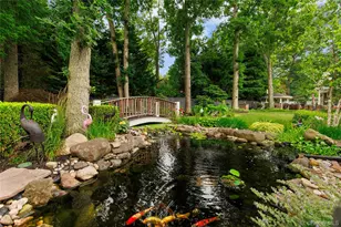 23 Country View Ln, East Islip, NY 11730 - Photo 25