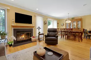 114 Ridgeview Ln, Yorktown Heights, NY 10598 - Photo 5