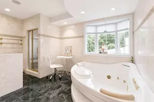 4 Royal Oak Ct, Holbrook, NY 11741 - Photo 29