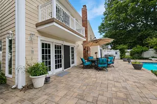4 Royal Oak Ct, Holbrook, NY 11741 - Photo 35