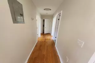 137-43 219th St, Springfield Gardens, NY 11413 - Photo 13