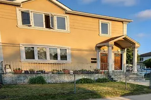 137-43 219th St, Springfield Gardens, NY 11413 - Photo 1