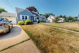 510 11th St, West Babylon, NY 11704 - Photo 27