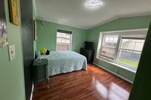 146 Parkway Trailer Ct, Pomona, NY 10970 - Photo 11