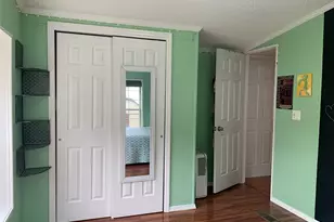 146 Parkway Trailer Ct, Pomona, NY 10970 - Photo 9