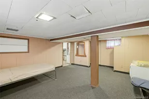 190 Madison Ave, Oceanside, NY 11572 - Photo 15