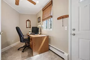 8 Penn Dr, Dix Hills, NY 11746 - Photo 21
