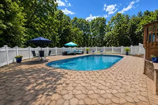 8 Penn Dr, Dix Hills, NY 11746 - Photo 29