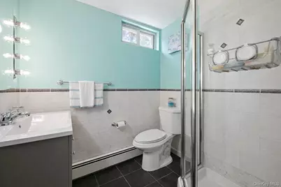 8 Penn Drive, Dix Hills, NY 11746 - Photo 27