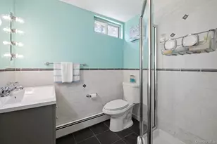 8 Penn Dr, Dix Hills, NY 11746 - Photo 27