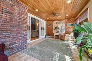 8 Penn Dr, Dix Hills, NY 11746 - Photo 11