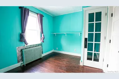 14 Easton Street, Lindenhurst, NY 11757 - Photo 5
