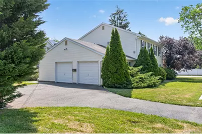 200 Saint Bridgets Lane, Westbury, NY 11590 - Photo 23