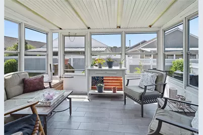35 Village Circle S, Manorville, NY 11949 - Photo 17