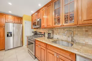 65-19 78th St, Middle Village, NY 11379 - Photo 13