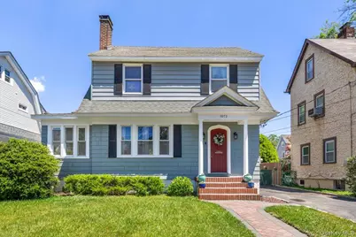 1072 Hunter Avenue, Pelham, NY 10803 - Photo 1