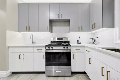 2103 Corner Street, Spring Valley, NY 10977 - Photo 5
