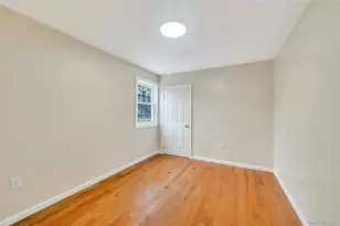 176-43 133rd Rd, Jamaica, NY 11434 - Photo 17