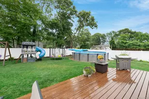 75 Presford Dr, Shirley, NY 11967 - Photo 21