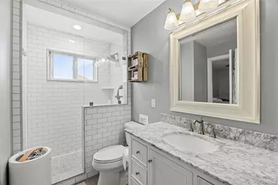 519 Nassau Avenue, Freeport, NY 11520 - Photo 13