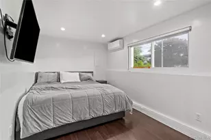 519 Nassau Ave, Freeport, NY 11520 - Photo 17