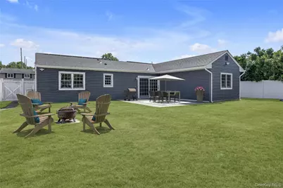 74 Glen Summer Road, Holbrook, NY 11741 - Photo 15