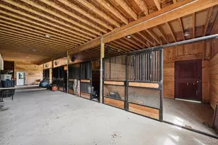 38 Landing Meadow Rd, Smithtown, NY 11787 - Photo 29