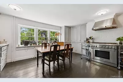 38 Landing Meadow Road, Smithtown, NY 11787 - Photo 7