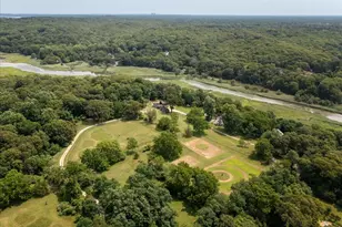 38 Landing Meadow Rd, Smithtown, NY 11787 - Photo 31