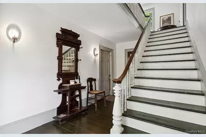 38 Landing Meadow Road, Smithtown, NY 11787 - Photo 21
