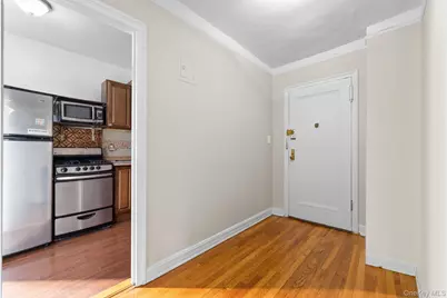 8380 118th St #6G, Kew Gardens, NY 11415 - Photo 7